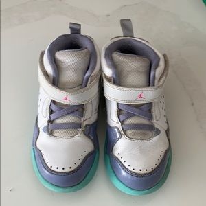 Nike Jordan Flight Kids Sneaker in Size 10